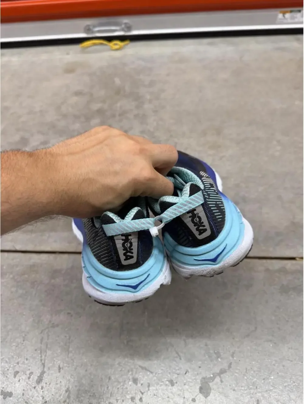 hoka one one bondi 5 blue and navy running shoes size 5 WOMENS